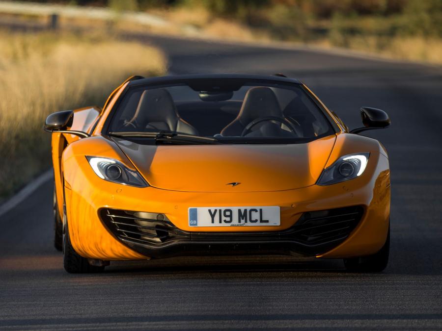  McLaren MP4-12C Spyder 2012 года  (UK) (фото 16 из 32)